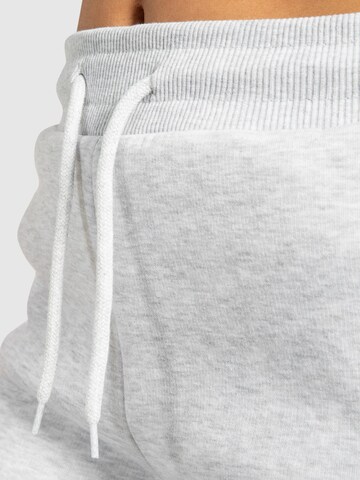 Smilodox Loosefit Broek ' Dalila ' in Grijs