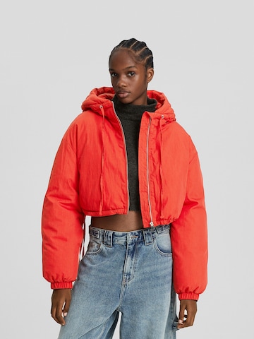 Bershka Prechodná bunda - Červená: predná strana