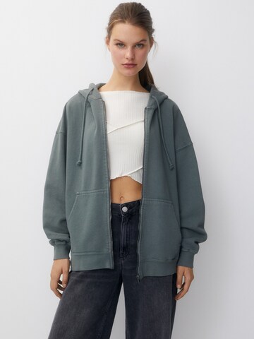 Pull&Bear Zip-Up Hoodie in Green: front