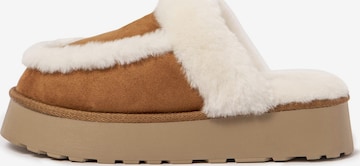 Pantoufle 'Alaska' Nuvola. en marron : devant