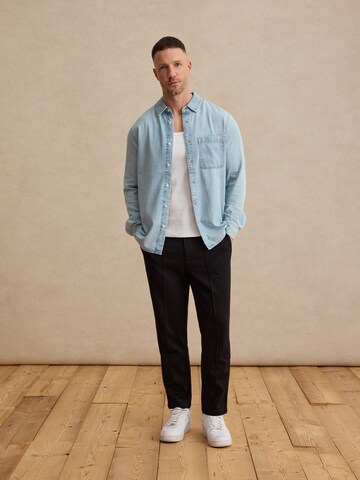 DAN FOX APPAREL Regular fit Button Up Shirt 'Mika' in Blue
