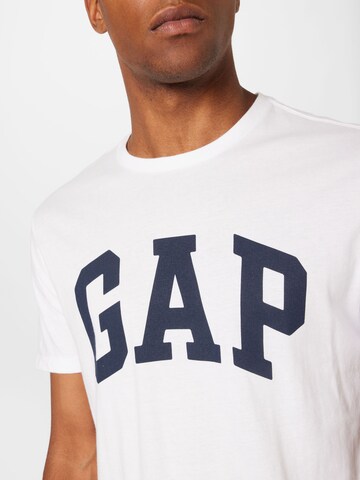 GAP Regular fit Majica | bela barva