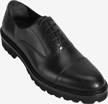 Desa Schnürschuh in Schwarz: Vorderseite