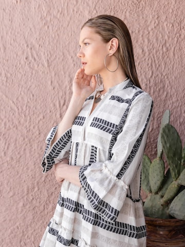 Pink Label Zomerjurk 'BEACHWEAR BEIGE & BLACK EMBROIDERY' in Beige