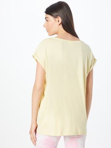 Urban Classics - Camiseta en amarillo