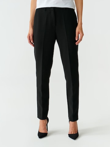 TATUUM Regular Trousers in Black: front