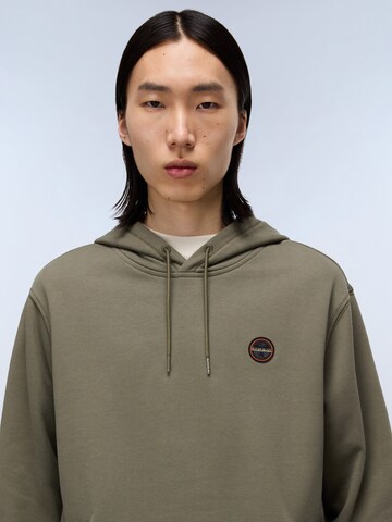 NAPAPIJRI Sweatshirt 'B-Badge' in Grün