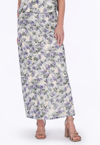 Usha Rok in Lila: voorkant