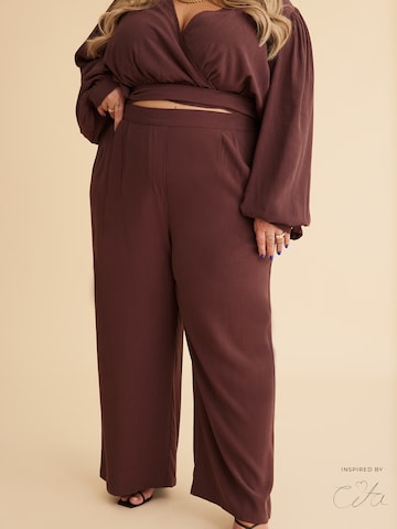 Guido Maria Kretschmer Curvy Collection Pants 'Imen' in Brown: front