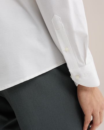 WE Fashion - Regular Fit Camisa clássica em branco