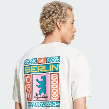 T-Shirt fonctionnel 'Berlin Bear' ADIDAS SPORTSWEAR en blanc