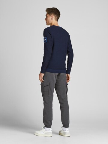 Effilé Pantalon cargo 'Gordon' JACK & JONES en gris