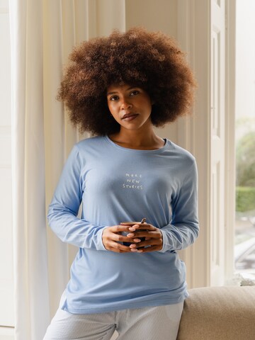 By Louise Pajama in Blue