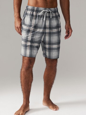 Next Pyjamashorts in Blau: Vorderseite