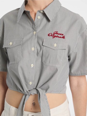 GUESS Originals Blouse in Grey