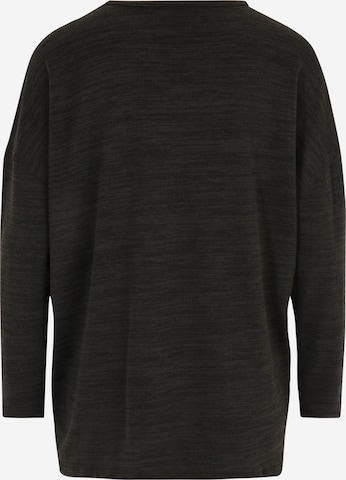 Vero Moda Petite - Camiseta 'KATIE' en negro