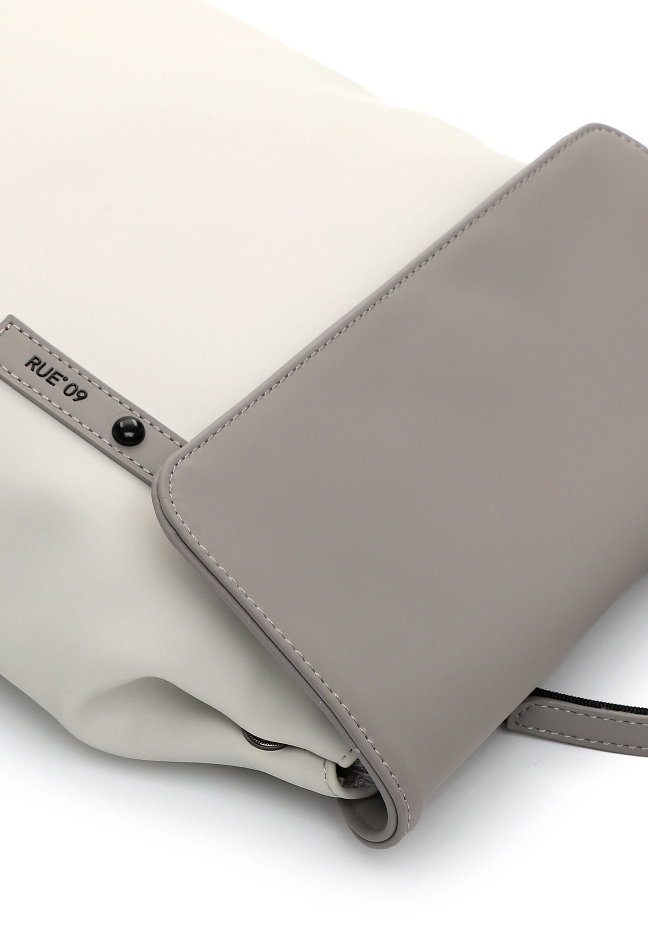 Emily & Noah Rygsæk 'Le Havre RUE 09' i beige