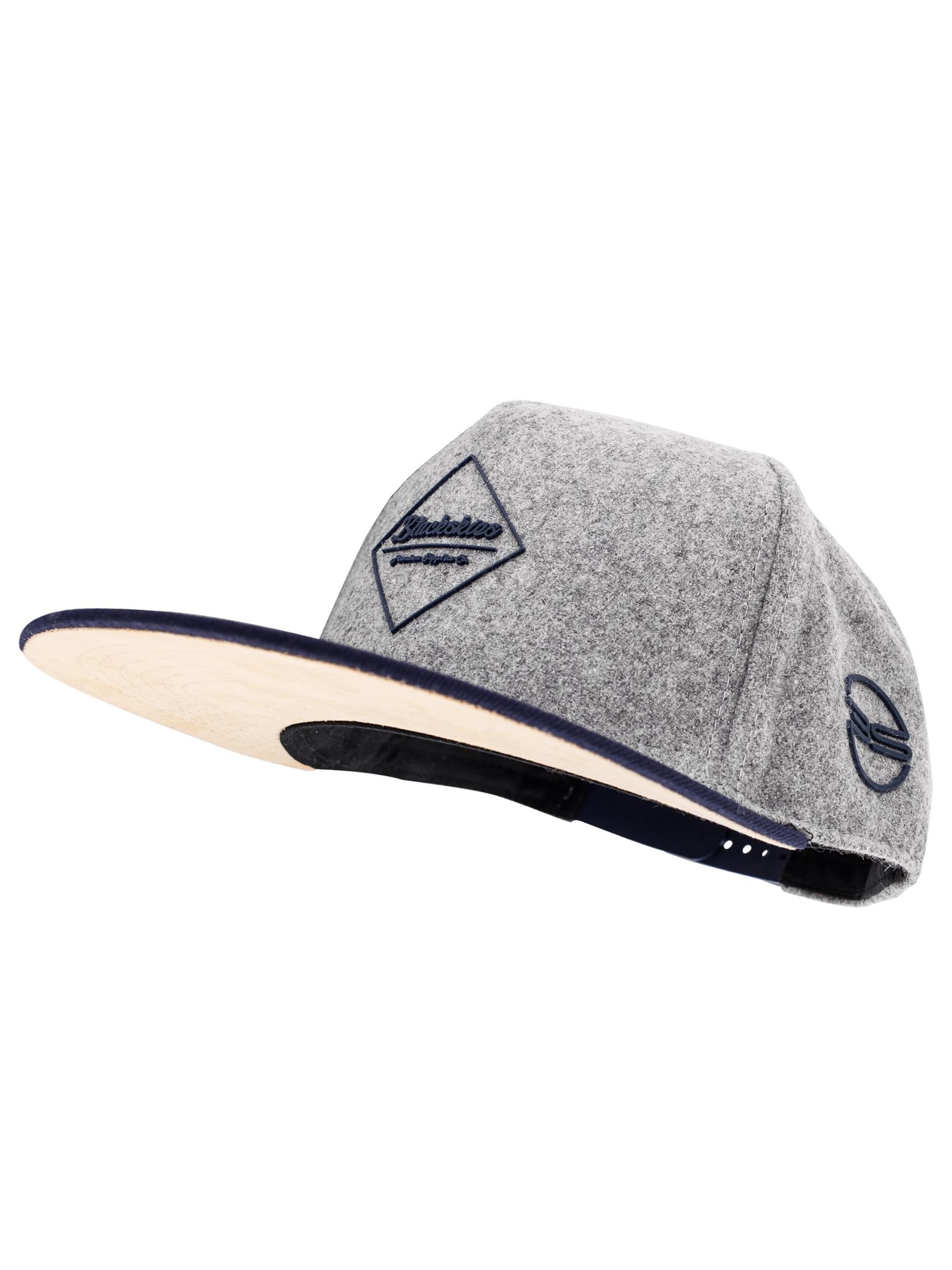 Blackskies Cap 'Ancient Gods' in Grey