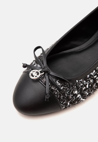 Ballerina 'PIPER' di MICHAEL Michael Kors in nero