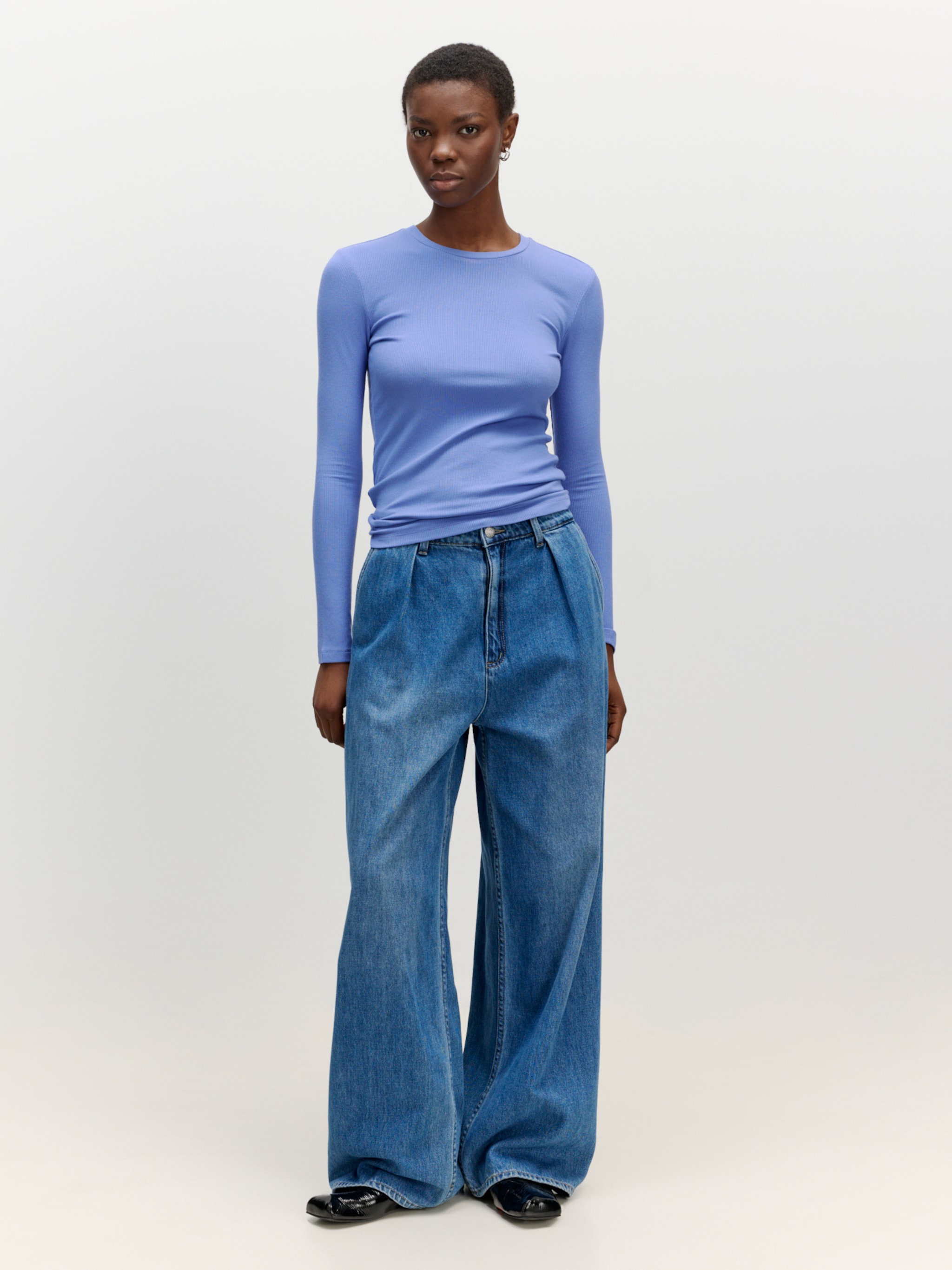 EDITED Produkte Shirt 'Inoa' blau