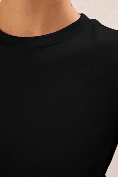 Trendyol T-shirt en XS en noir, Vue avec produit