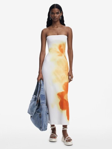 Abito di Desigual in bianco: frontale