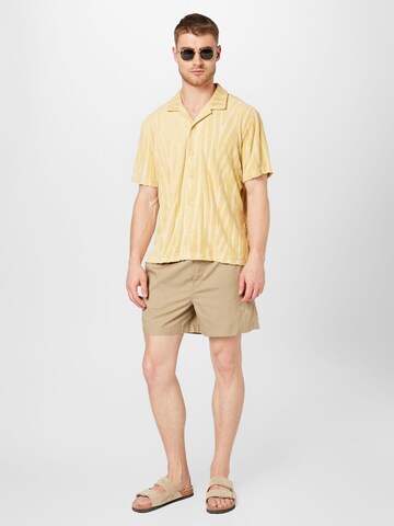 WEEKDAY Comfort fit Button Up Shirt in Yellow