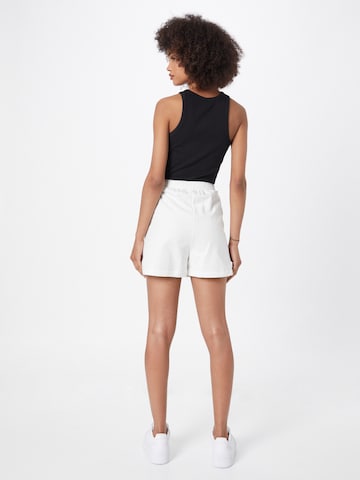 Bardot Regular Shorts in Weiß