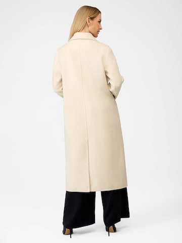 RICANO Tussenmantel 'Clara' in Wit