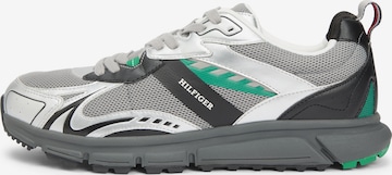 TOMMY HILFIGER Sneaker in Grau: Vorderseite