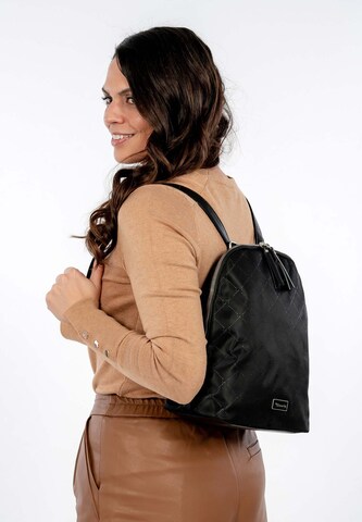 TAMARIS Backpack 'Lisa' in Black