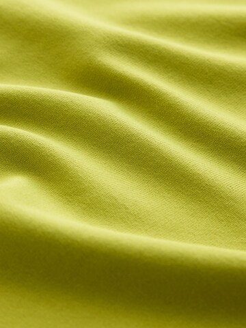 Next Top in Green