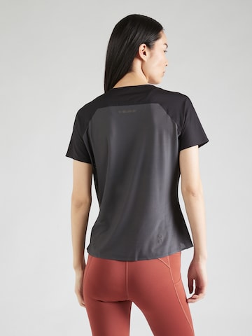 On Performance shirt in Black