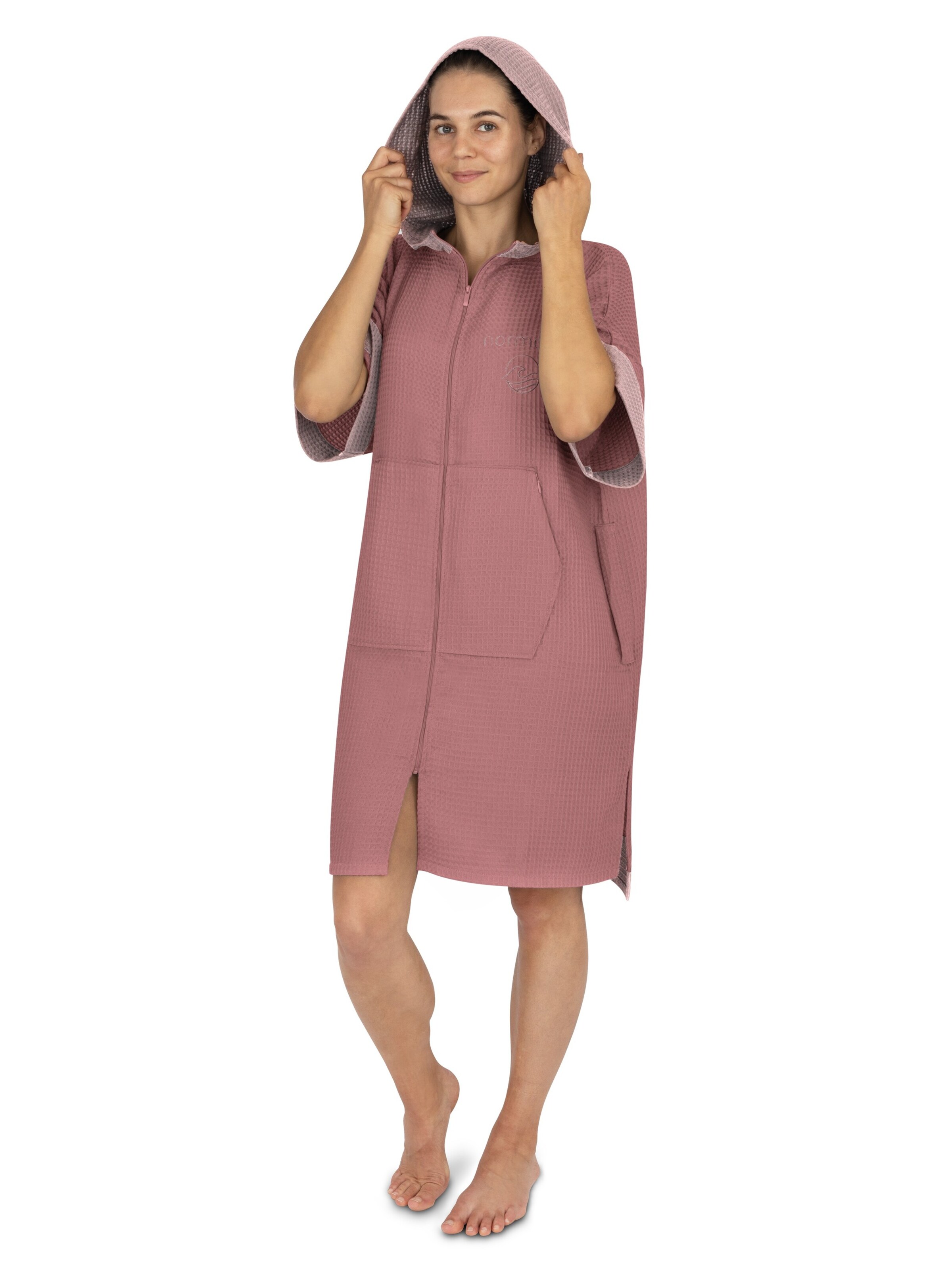 normani Badjas lang  in Roze