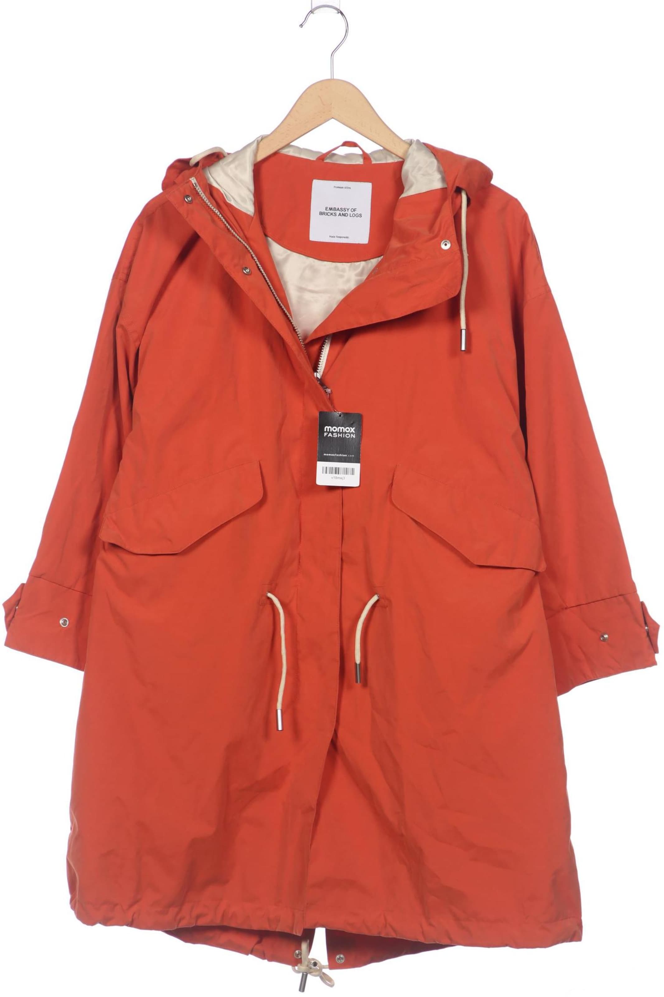 Embassy of Bricks and Logs Mantel XXS in Orange: Vorderseite