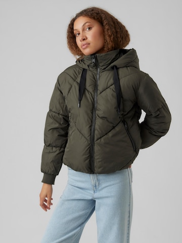 VERO MODA Jacke 'BEVERLY' in Grün: predná strana