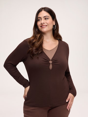 Fiorella Rubino - Camiseta en marrón