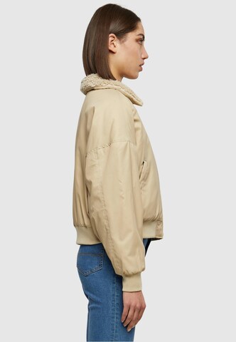 Urban Classics Jacke in Beige