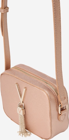 VALENTINO - Bolso de hombro 'DIVINA' en rosa: frente