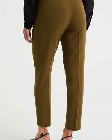 WE Fashion Slim fit Pleated Pants in Green