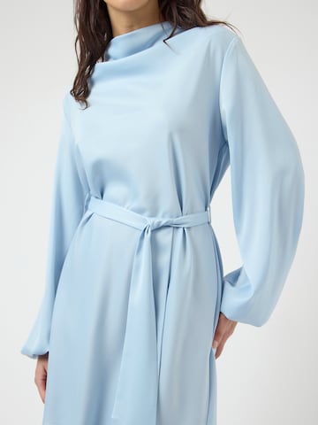 YAS - Vestido 'YASTHEA' em azul