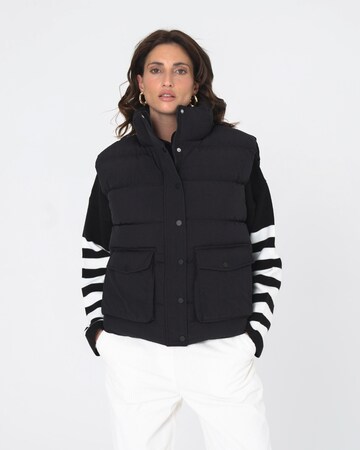 FRESHLIONS Bodywarmer 'Fabiana' in Zwart: voorkant