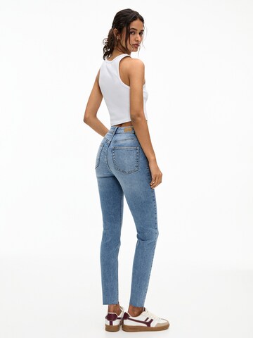 Pull&Bear Skinny Jeans in Blue