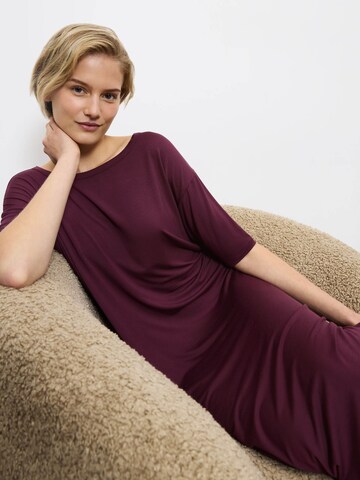 TRIUMPH Nachthemd ' Timeless Sensuality ' in Rot