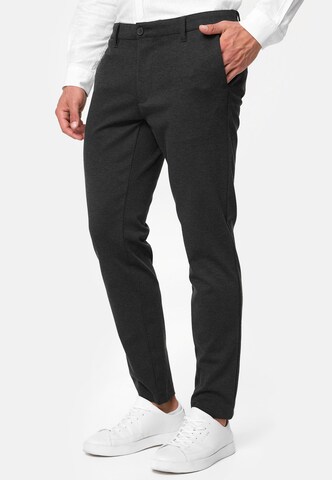 Coupe slim Pantalon chino 'Burch' JEFF en gris : devant