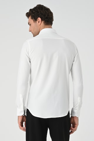 Antioch Slim Fit Hemd in Weiß