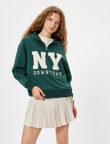 Koton Sweatshirt in Groen