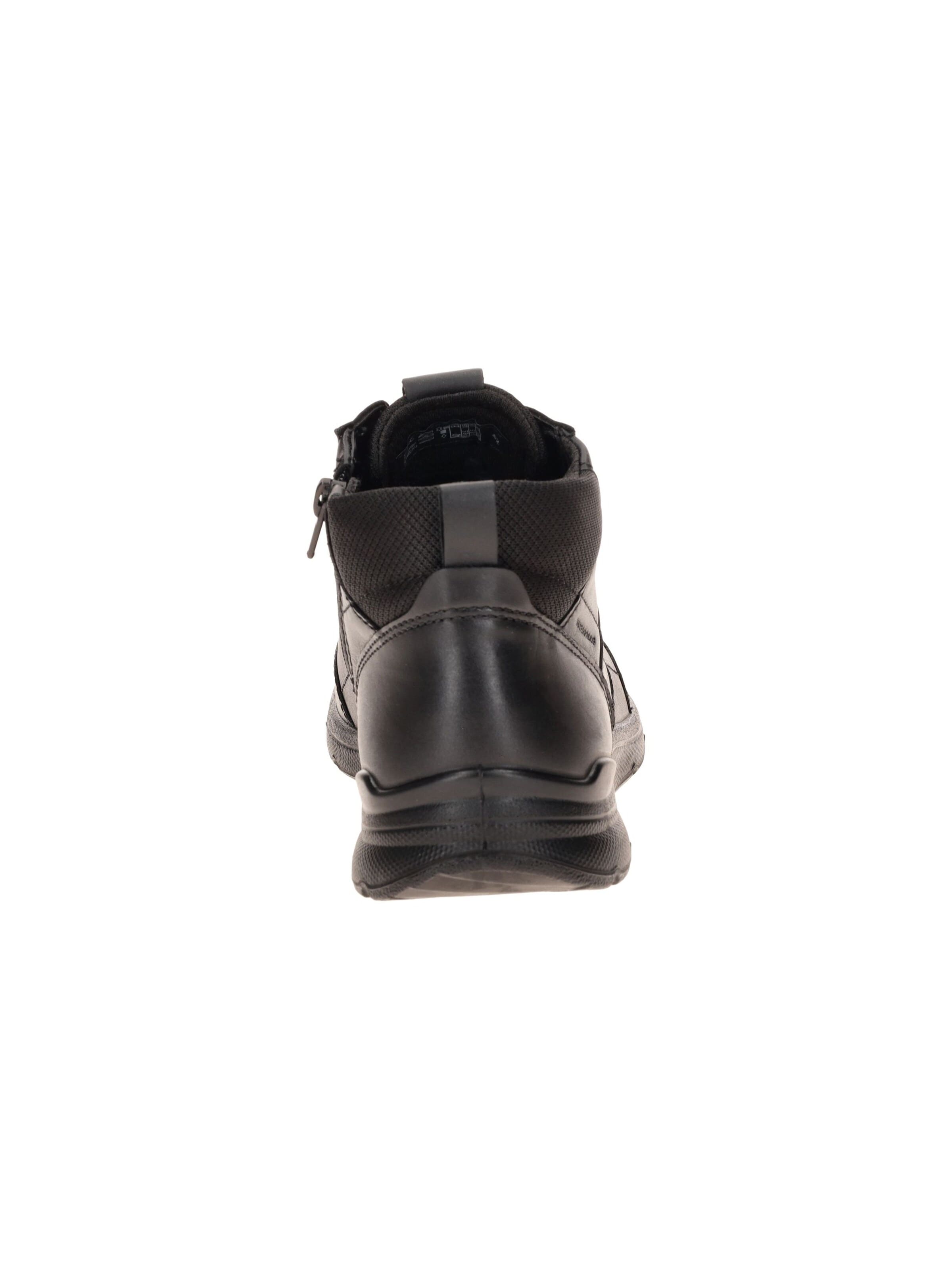ECCO Boots in Black