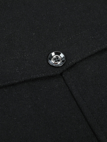 Youthup Winter Coat in Black