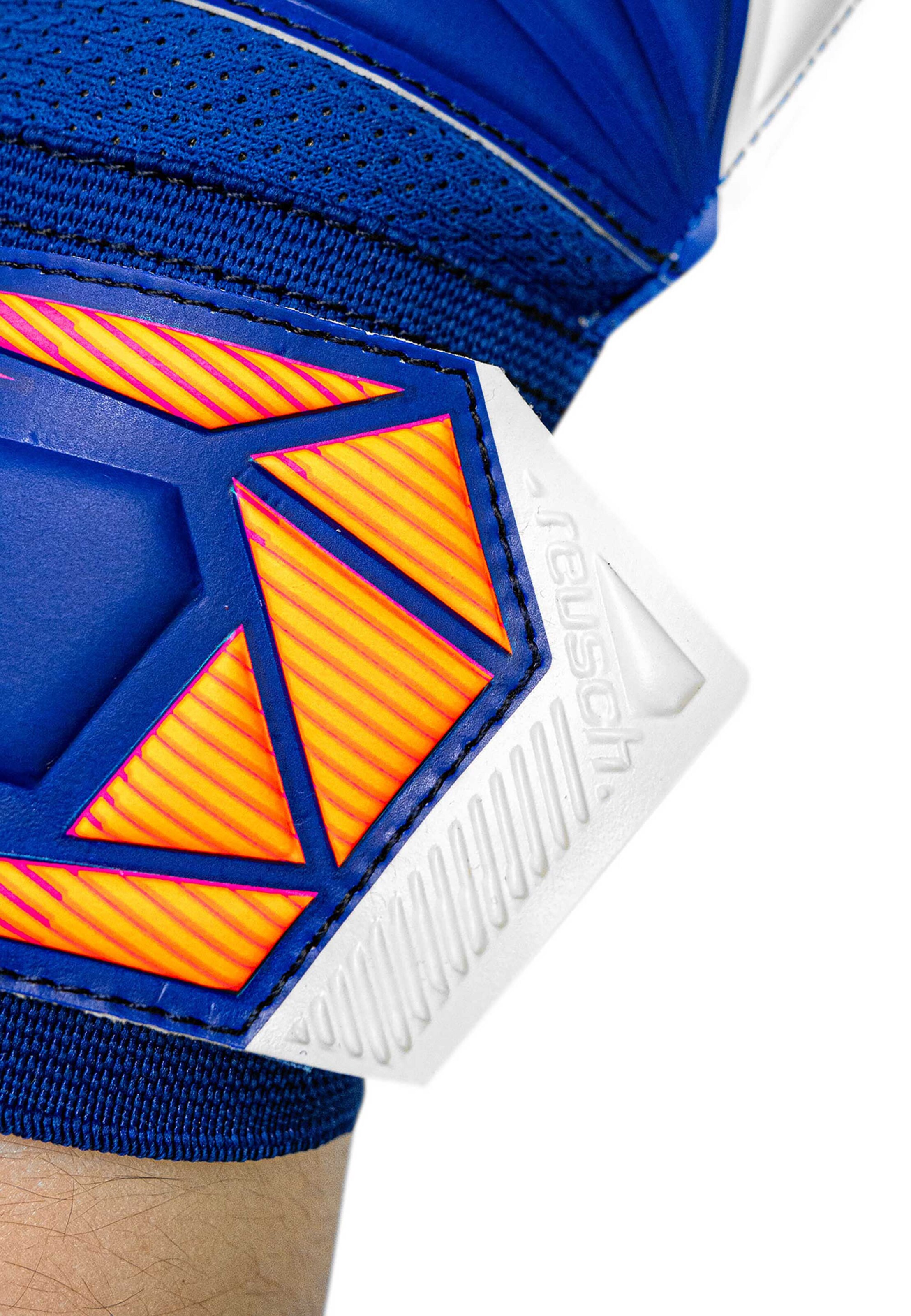 REUSCH Sporthandschoenen 'Attrakt Solid' in Blauw